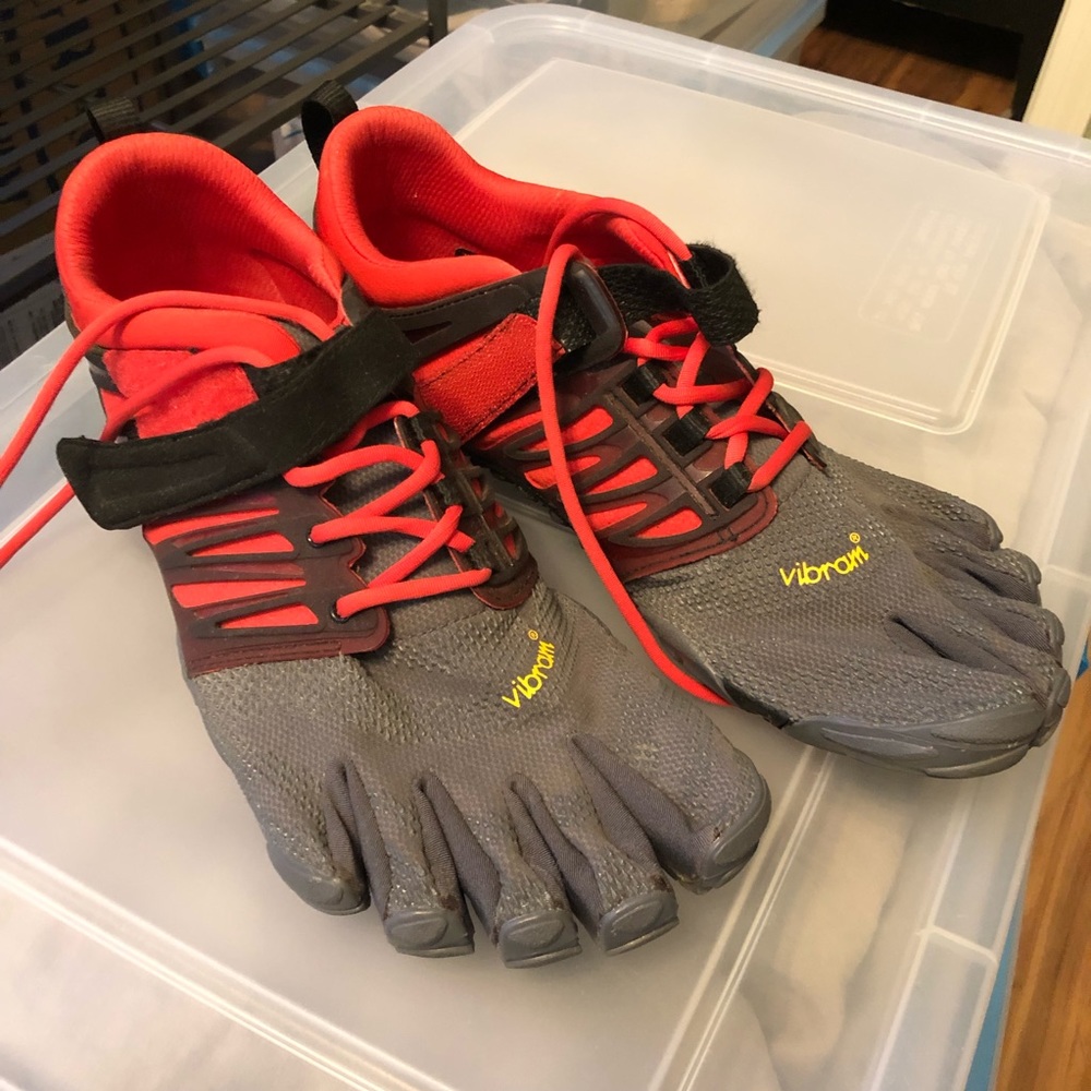 Vibram FiveFinger shoes